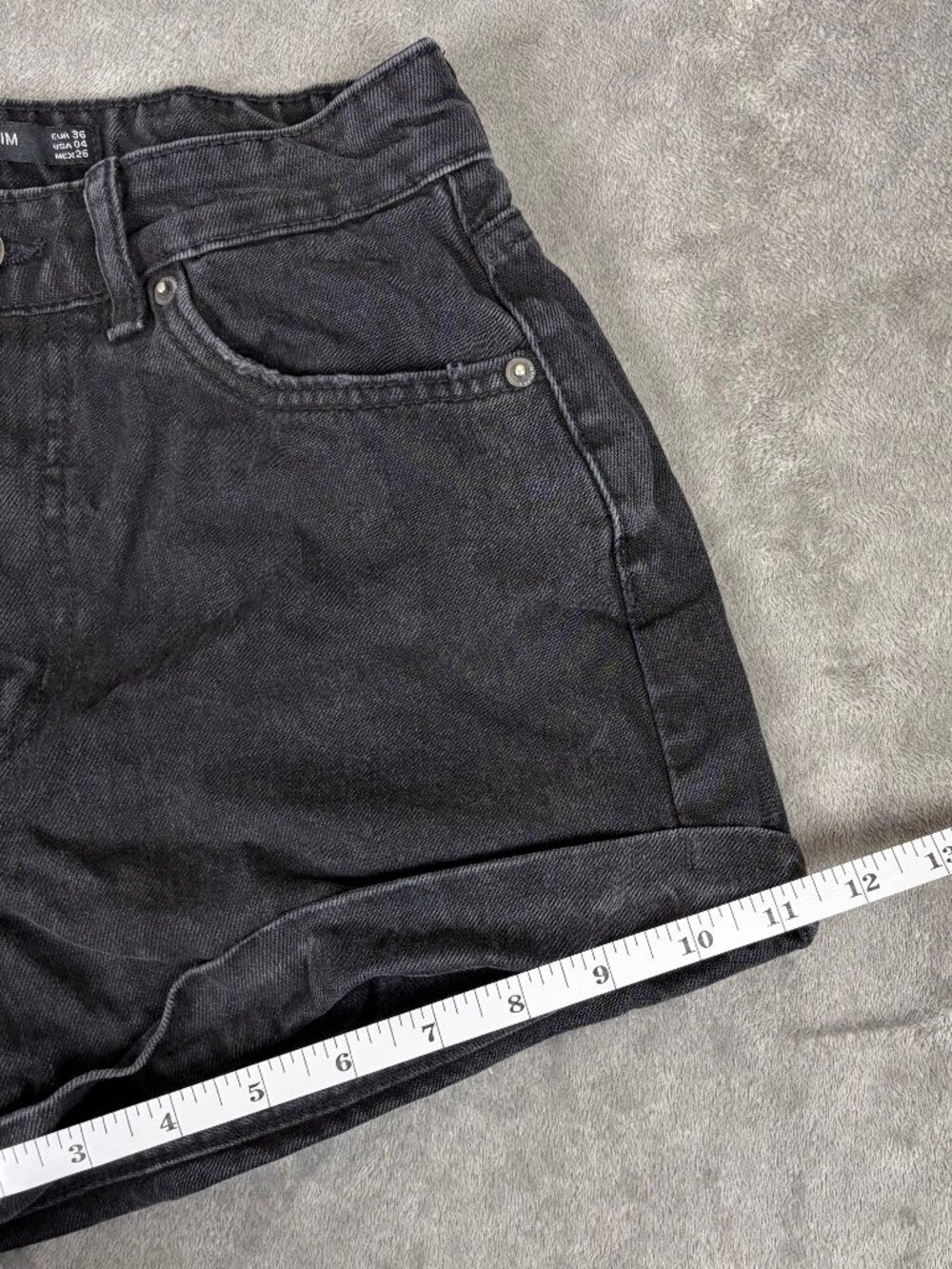 Bershka High Waist Denim Shorts Women's 4 Black Grunge Mall Emo Y2K Whimsygoth - Picture 7 of 9